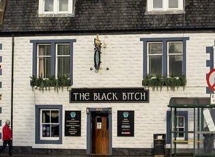 Call for calm in pub name race row
