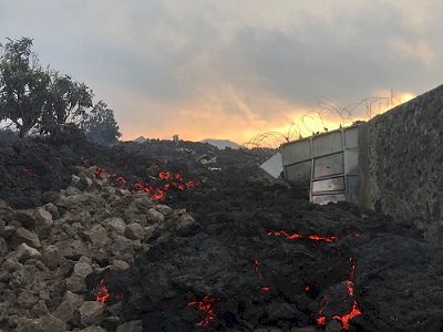 Thousands flee homes in the Democratic Republic of Congo after a large volcano eruption - Voice Online