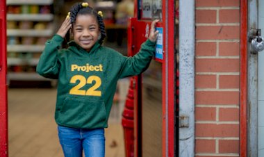 Six-year-old girl raises more than £2000 after feeding homeless people