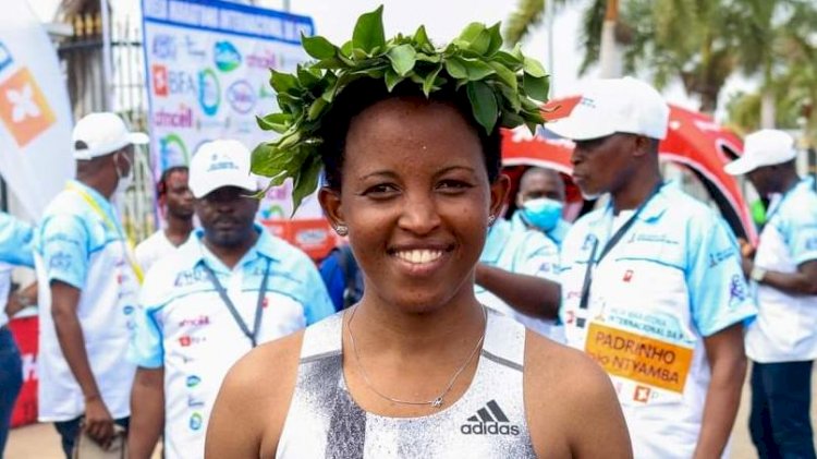 Manhunt after top Kenyan runner found dead