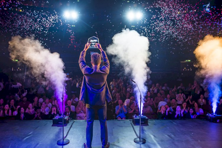 Teenager wins world’s largest youth public speaking competition with speech about Nigerian heritage