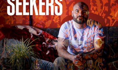 Exploring the complexities of the British-Iraqi refugee experience INSANE ASYLUM SEEKERS previews at Bush Theatre from 8 May